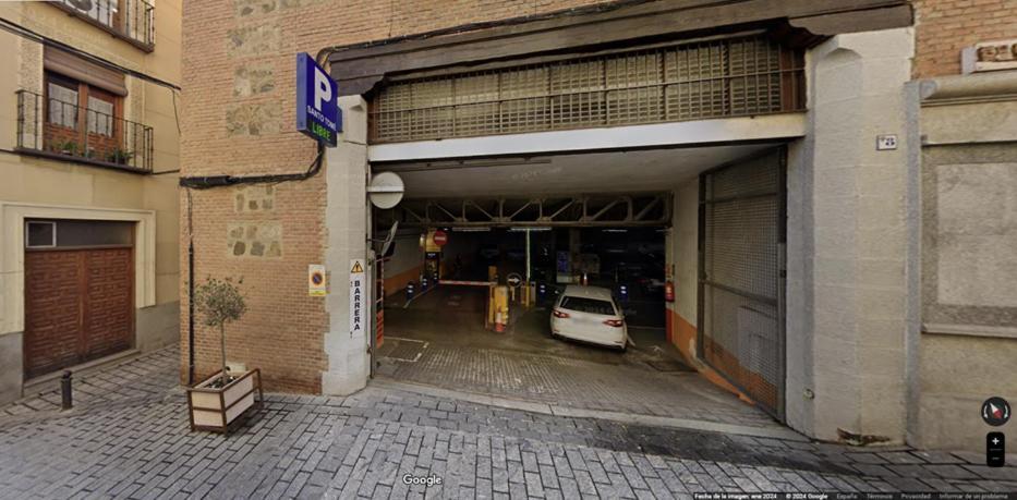 Apartamento Ilarcuris Con Patio Privado Toledo Eksteriør billede
